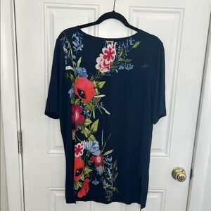 Chico's Blue and Pink Graphic Short Sleeve Blouse